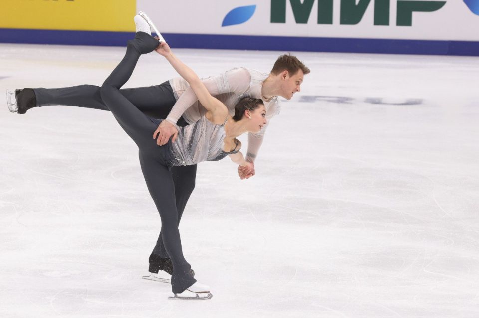 Завершился второй этап Гран-при России по фигурному катанию на коньках в Красноярске Завершился второй этап Гран-при России по фигурному катанию на коньках в Красноярске