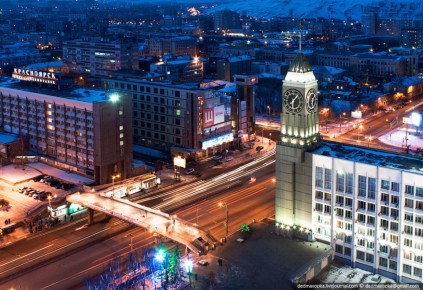 Местные жители зачастую препятствуют работе специалистов, занимающихся отловом бродячих собак в Березовском районе Красноярского края, где от нападения животных погиб 10-летний ребенок