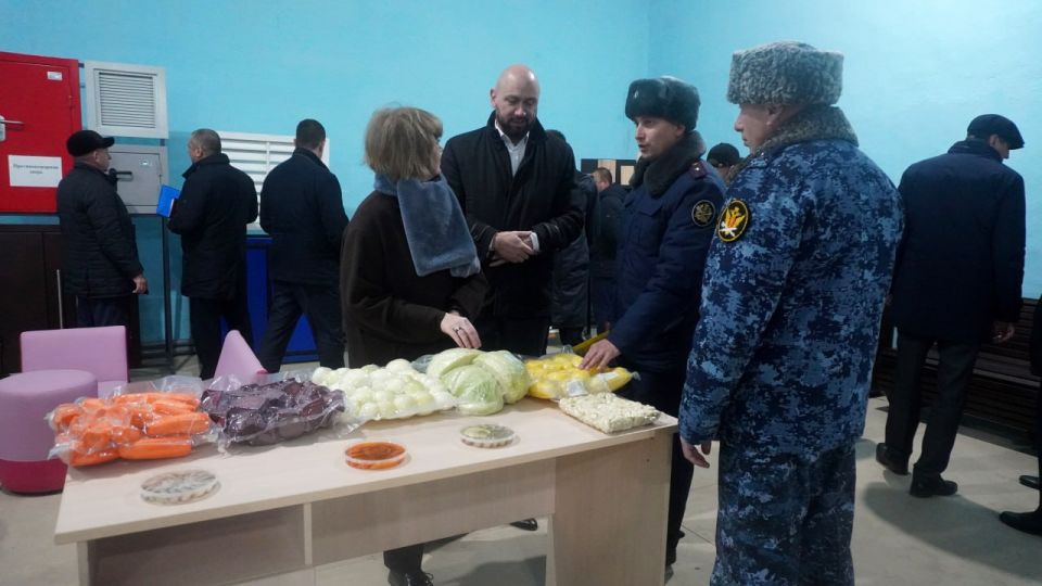 С производственной деятельностью ИК-6 и ИК-22 ознакомились руководители Красноярской железной дороги