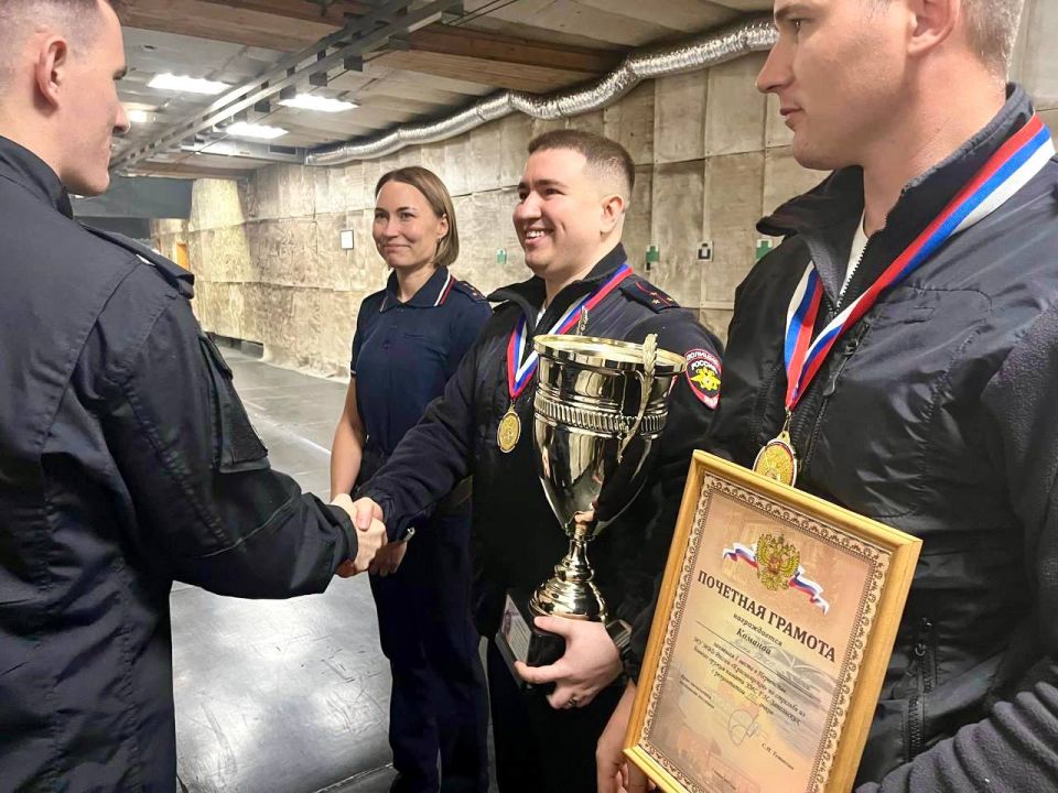 Точность, выдержка, победа: Команда полка ДПС МУ МВД России «Красноярское» – чемпионы первенства по стрельбе Точность, выдержка, победа: Команда полка ДПС МУ МВД России «Красноярское» – чемпионы первенства по стрельбе