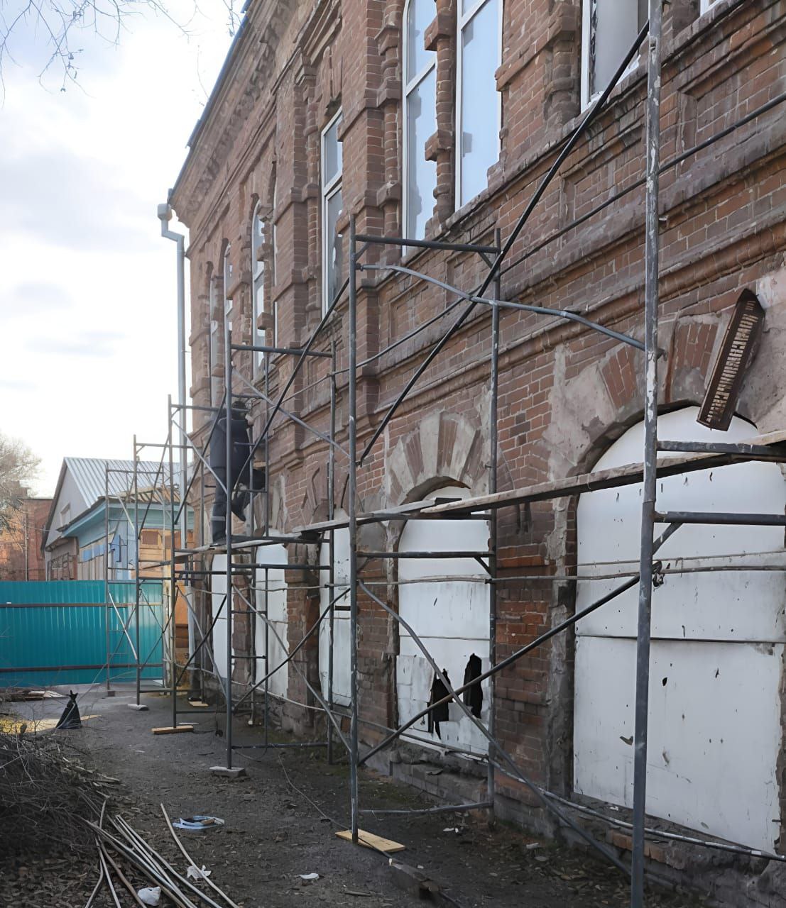 В Ачинске началась реконструкция здания будущего ЗАГСа В Ачинске началась реконструкция здания будущего ЗАГСа