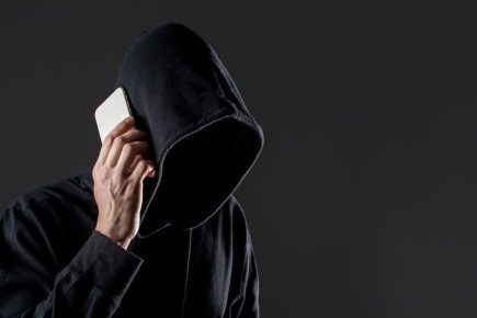 В Канске школьница перевела мошенникам 500 тысяч рублей, думая, что общается с блогером