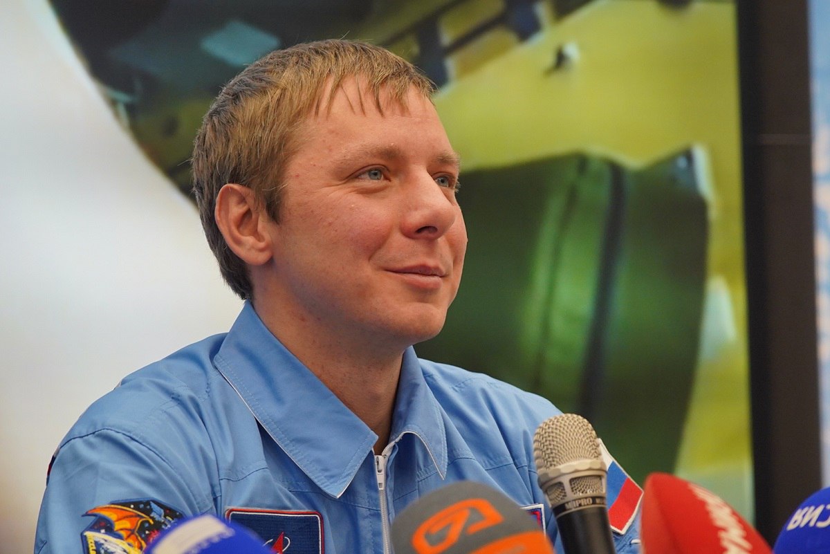 Мечтаю летать еще»: в Красноярске прошла встреча с первым космонавтом края Кириллом Песковым