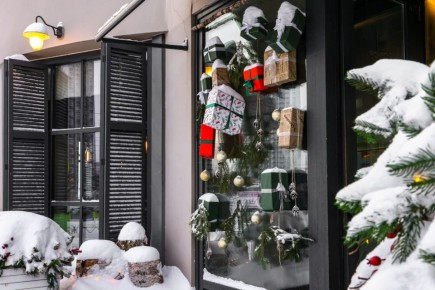 В Красноярске выберут лучшие зимние витрины