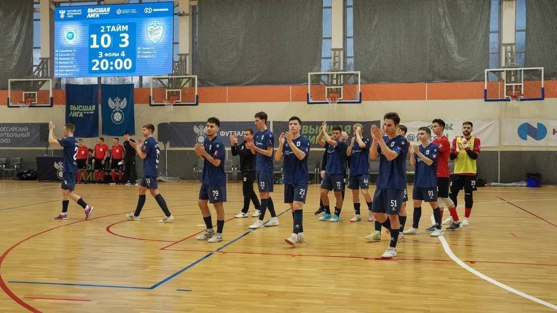 Футбольная команда «Норильский никель-2» выходит на третье место Футбольная команда «Норильский никель-2» выходит на третье место