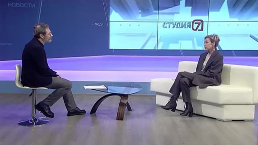 Телевизор уже никто не смотрит?