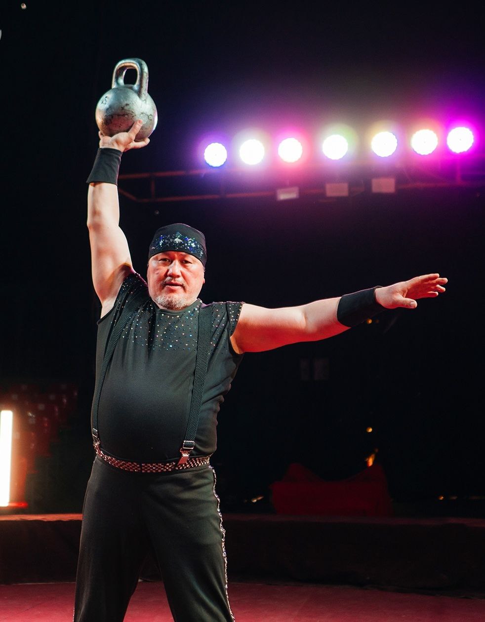 Дарим 2 билета в VIP-сектор на цирковое шоу! Дарим 2 билета в VIP-сектор на цирковое шоу!