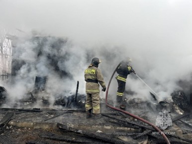 В Красноярском крае после пожара семья осталась без крыши над головой