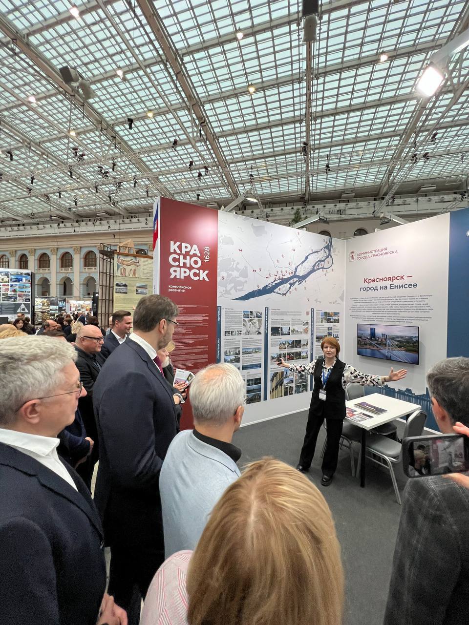 Красноярск завоевал «Серебряный знак» в международном архитектурном фестивале «Зодчество. Россия. 2025» Красноярск завоевал «Серебряный знак» в международном архитектурном фестивале «Зодчество. Россия. 2025»