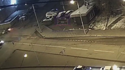 Госавтоинспекторы напоминают водителям о соблюдении правил проезд перекрестков!