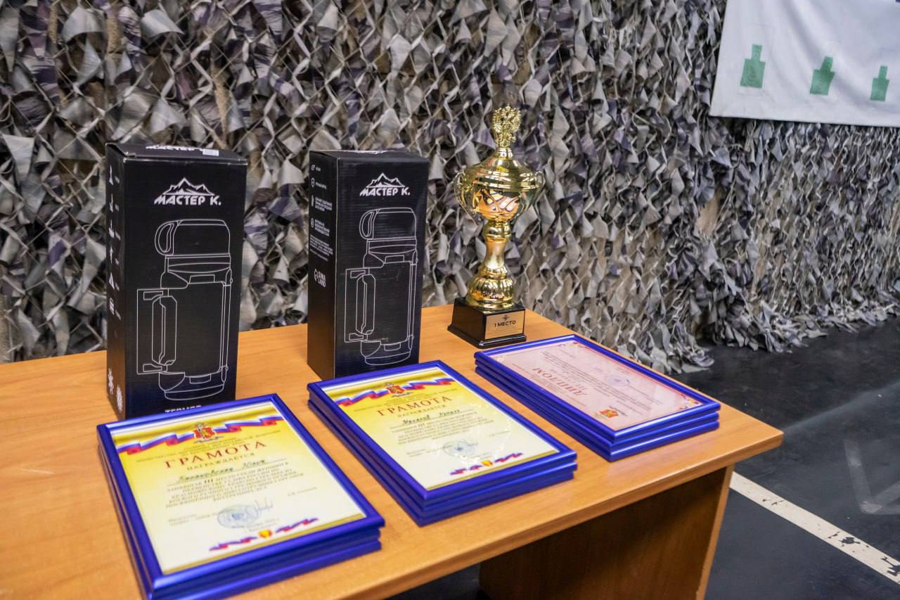 ТОЧНЫЙ ВЫСТРЕЛ. В преддверии Дня сотрудника органов внутренних дел полицейские аппарата ГУ МВД России по Красноярскому краю приняли участие в соревнованиях по стрельбе ТОЧНЫЙ ВЫСТРЕЛ. В преддверии Дня сотрудника органов внутренних дел полицейские аппарата ГУ МВД России по Красноярскому краю приняли участие в соревнованиях по стрельбе