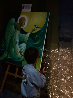 Сделано в Красноярске. Осенняя резиденция «Ангелов мира» (0+) открылась в арт-пространстве «Хлебозаводъ»