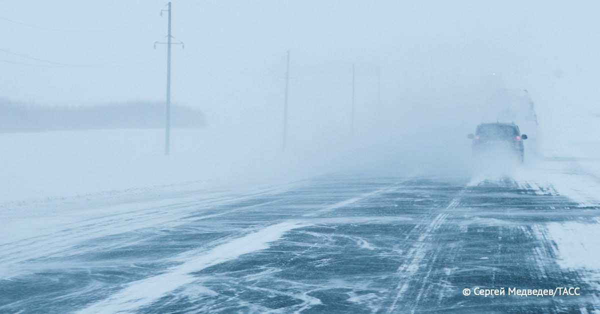 Участок автодороги Норильск — Кайеркан — Алыкель (аэропорт) временно закрыт для движения транспорта из-за порыва трубопровода