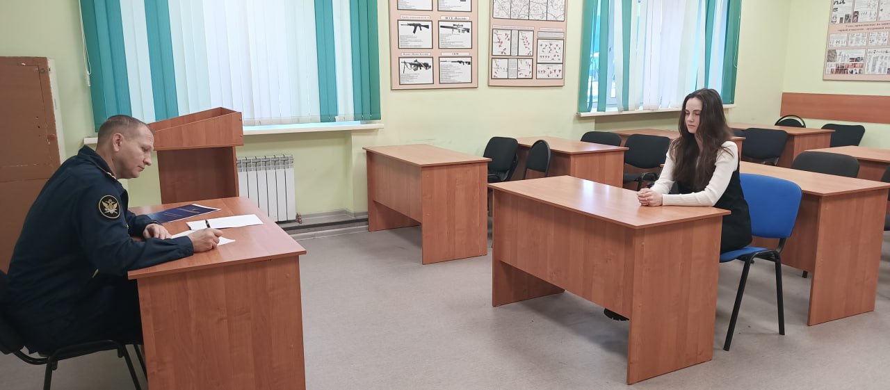 В пенитенциарном ведомстве Красноярского края стартовал кадровый проект «Начни карьеру в ГУФСИН» В пенитенциарном ведомстве Красноярского края стартовал кадровый проект «Начни карьеру в ГУФСИН»