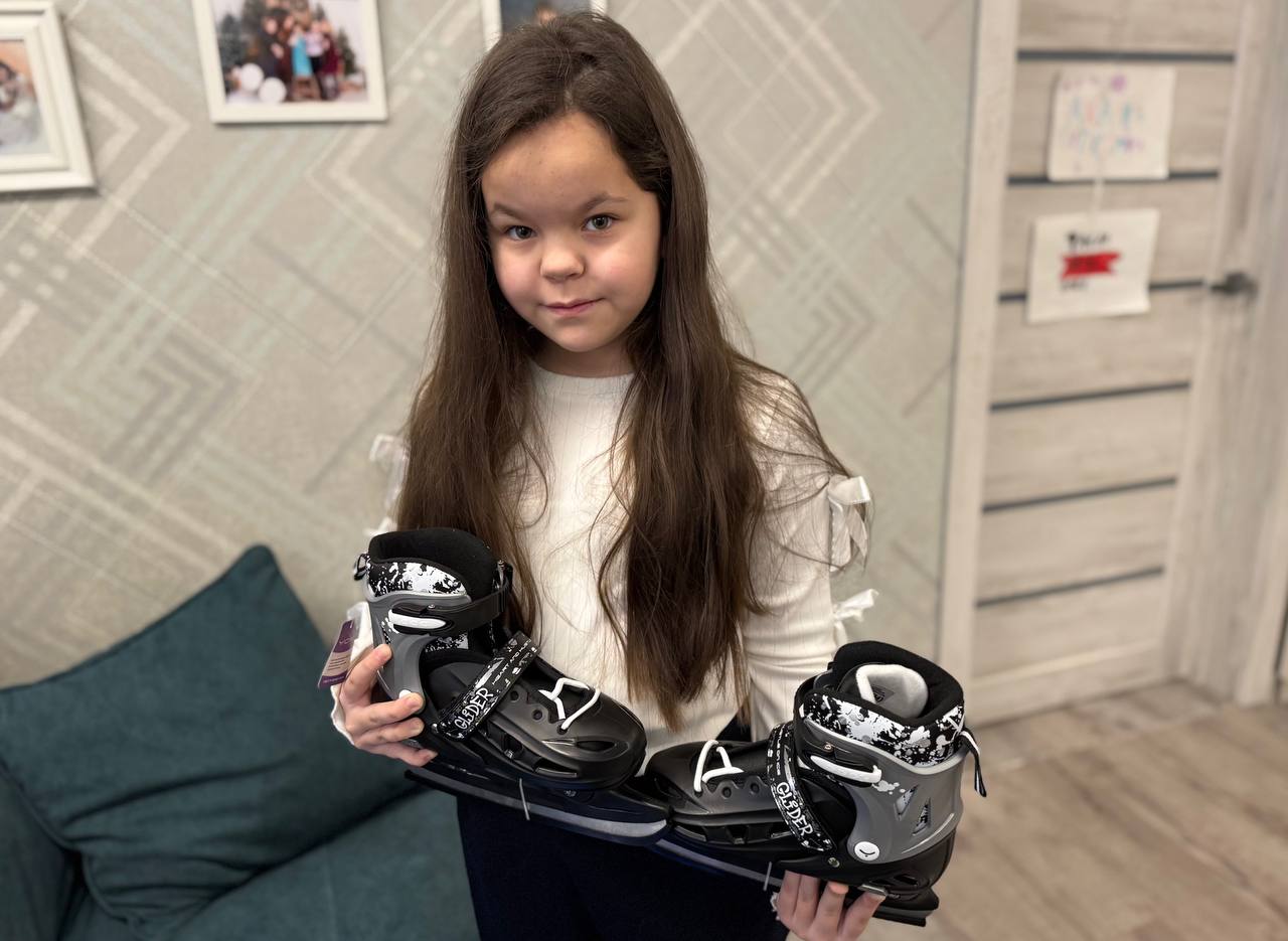 Командир и заместители красноярского полка ДПС посетили семьи погибших и получивших травмы сослуживцев Командир и заместители красноярского полка ДПС посетили семьи погибших и получивших травмы сослуживцев