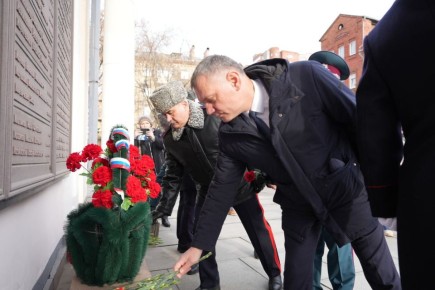 В Красноярске почтили память сотрудников внутренних дел