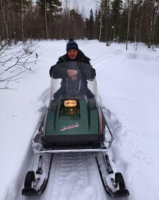 В Эвенкийском районе Красноярского края продолжаются поиски 36-летнего охотника Романа Гуляева, пропавшего более недели назад