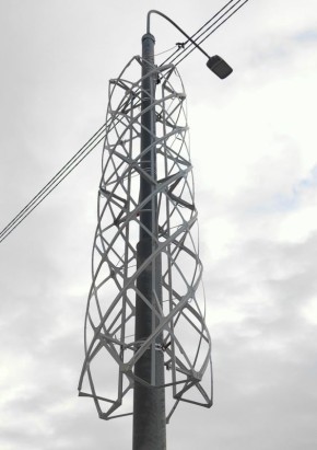 Центр Красноярска украшают праздничной иллюминацией