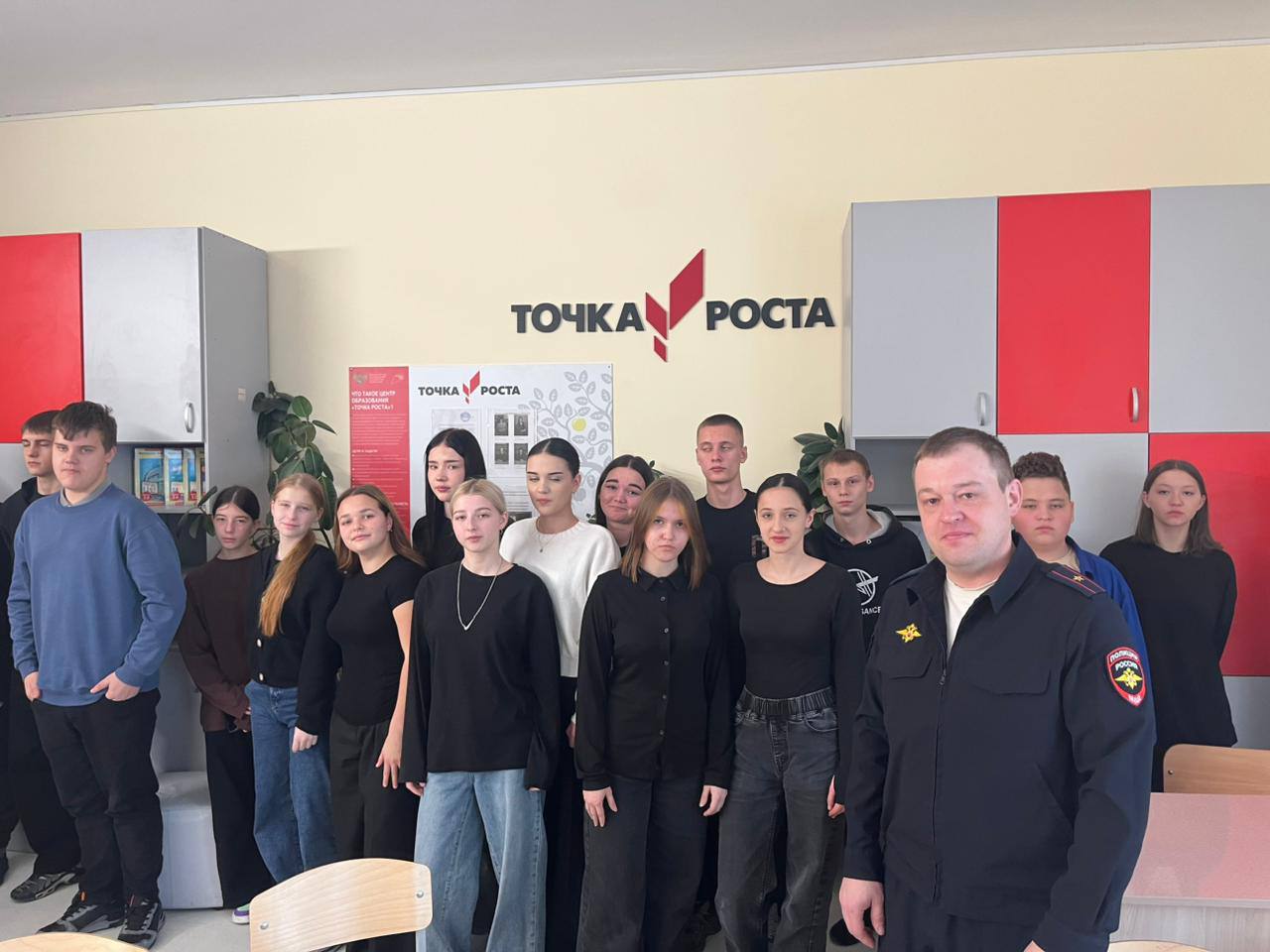 8 ноября — День памяти погибших при выполнении служебных обязанностей сотрудников органов внутренних дел России 8 ноября — День памяти погибших при выполнении служебных обязанностей сотрудников органов внутренних дел России