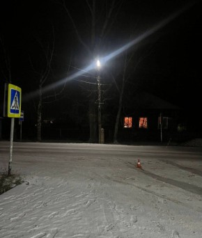 Автомобилист сбил двух детей на пешеходном переходе в Богучанах: школьники в тяжелом состоянии