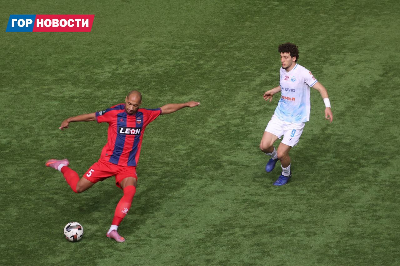 Футбольный «Енисей» одержал победу над «Черноморцем» после двух поражений подряд