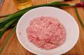 Нужно ли добавлять лук в фарш: повар раскрыла секрет