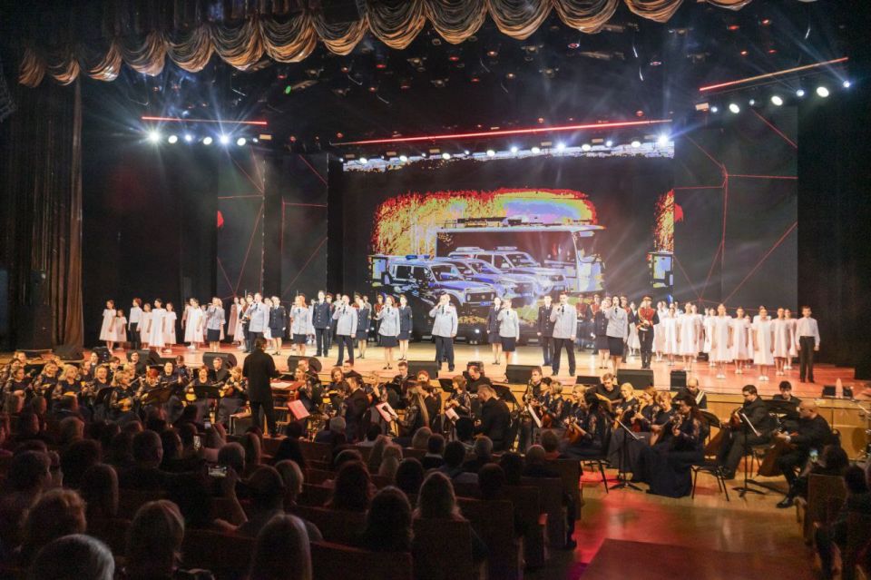 В Красноярске состоялся праздничный концерт в честь Дня сотрудника органов внутренних дел
