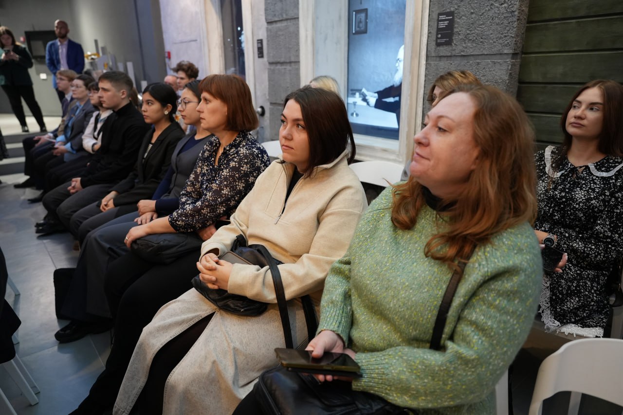 Легендарная воздушная трасса «Аляска-Сибирь» в годы Великой Отечественной войны была создана всего за 10 месяцев Легендарная воздушная трасса «Аляска-Сибирь» в годы Великой Отечественной войны была создана всего за 10 месяцев