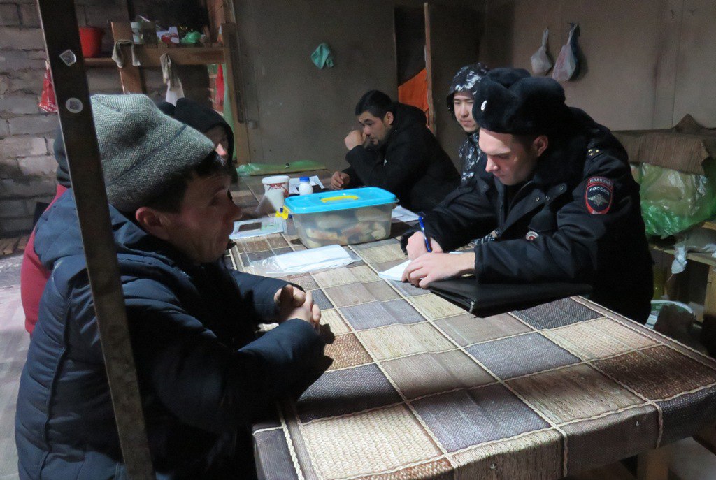 Канские полицейские подвергли 95 иностранных граждан проверке соблюдения миграционного законодательства Канские полицейские подвергли 95 иностранных граждан проверке соблюдения миграционного законодательства