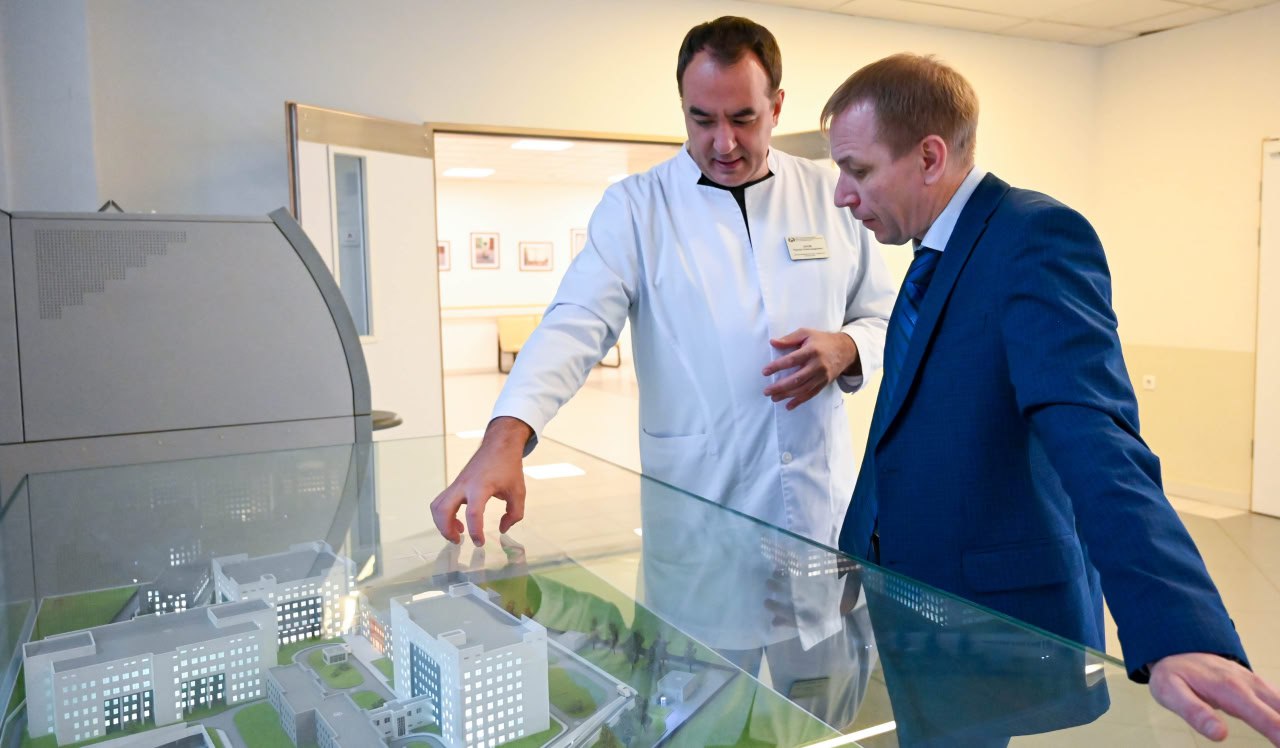 Красноярск с рабочим визитом посетила делегация из Нижегородской области во главе с заместителем губернатора Андреем Чечериным и министром здравоохранения региона Галиной Михайловой