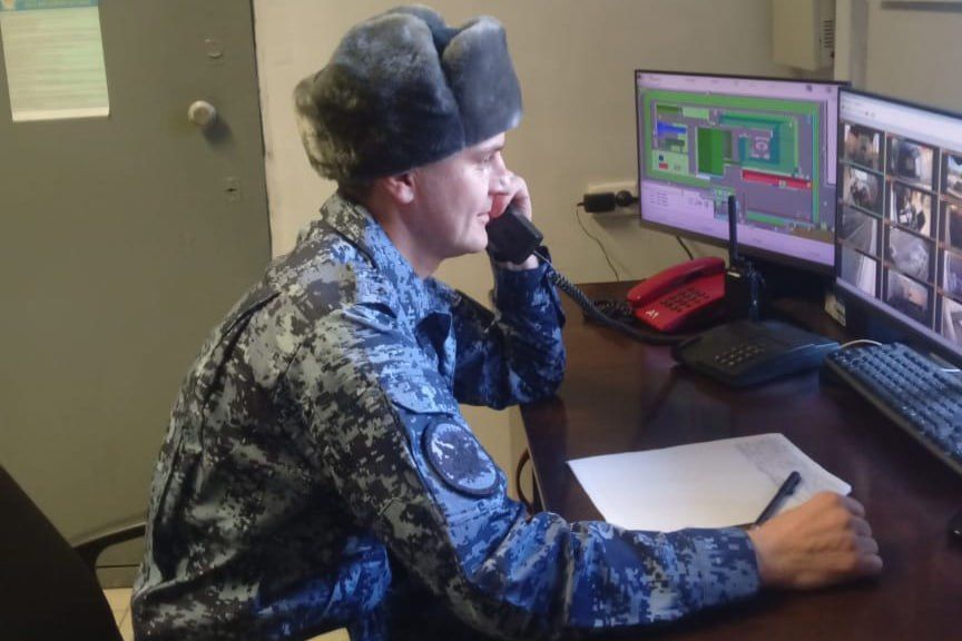 Младший инспектор отдела охраны СИЗО-5 Александр Куликов стал участником проекта «Сибирский характер»