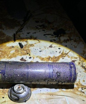 Баллончик с аэрозолем от насекомых взорвался в квартире в Ачинске, повреждена стена