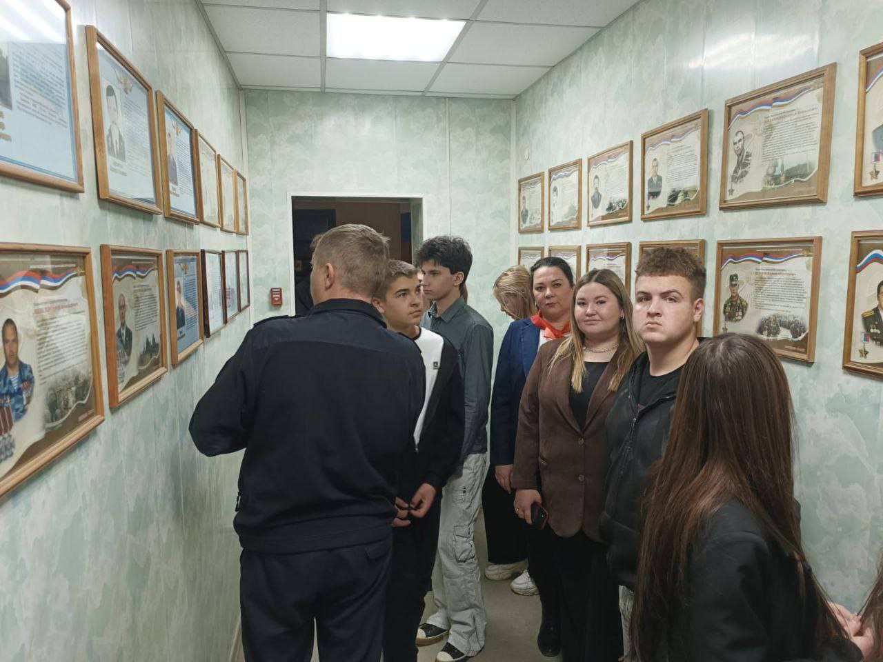 Экскурсия в мир правопорядка Экскурсия в мир правопорядка