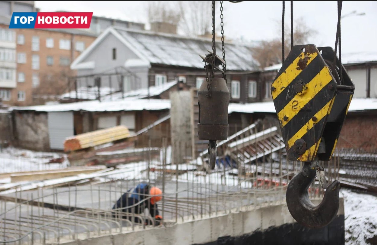 В Красноярске начался монтаж надземной части «Суриков-центра» В Красноярске начался монтаж надземной части «Суриков-центра»