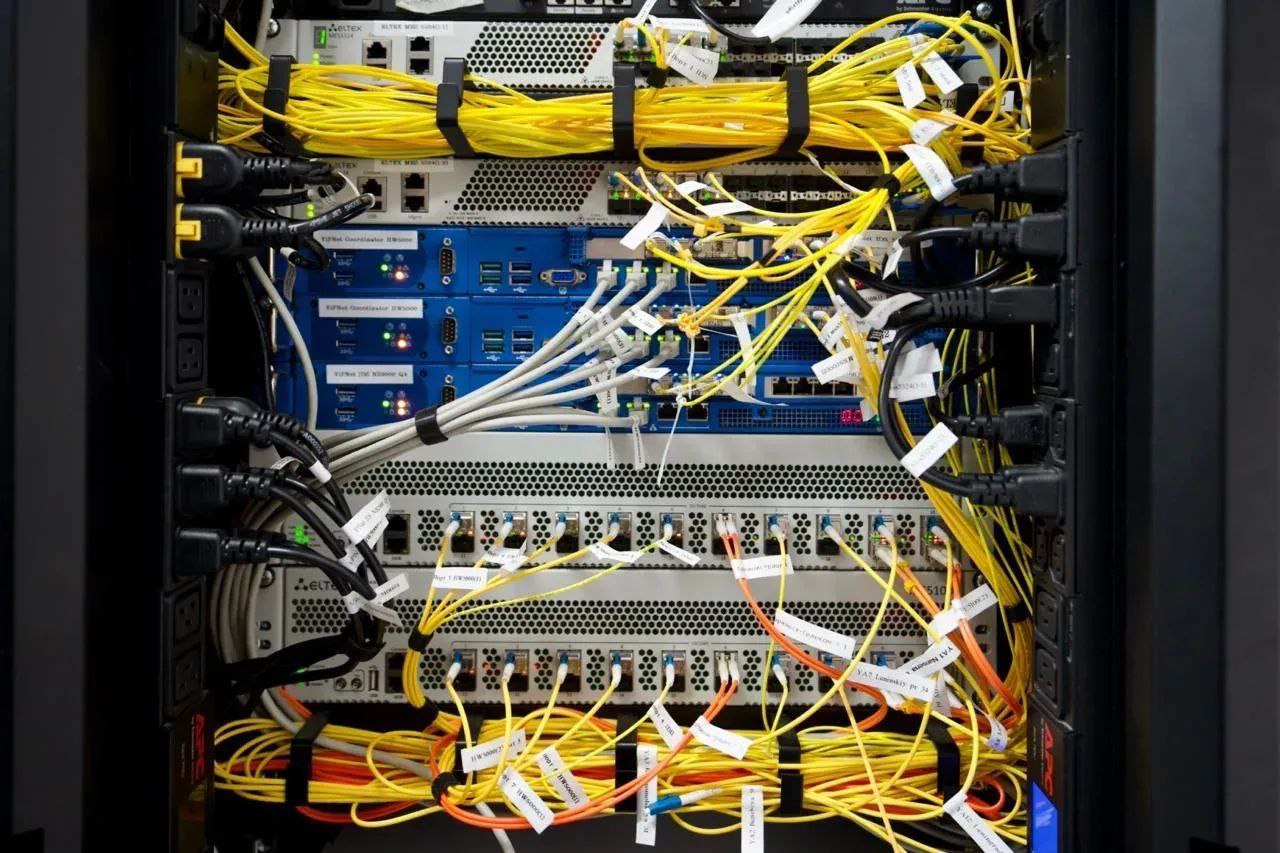 Дмитрий Карасёв: В Норильске успешно работает масштабная Комплексная система видеонаблюдения (КСВН) — настоящий «цифровой дозор», который уже приносит реальные результаты! Дмитрий Карасёв: В Норильске успешно работает масштабная Комплексная система видеонаблюдения (КСВН) — настоящий «цифровой дозор», который уже приносит реальные результаты!