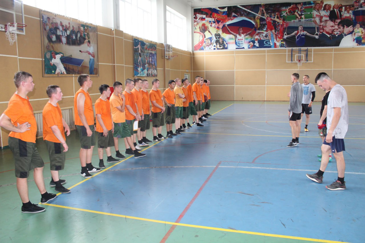 Сотрудники ОСН «Ермак» ГУФСИН провели спортивный мастер-класс в Канской воспитательной колонии Сотрудники ОСН «Ермак» ГУФСИН провели спортивный мастер-класс в Канской воспитательной колонии