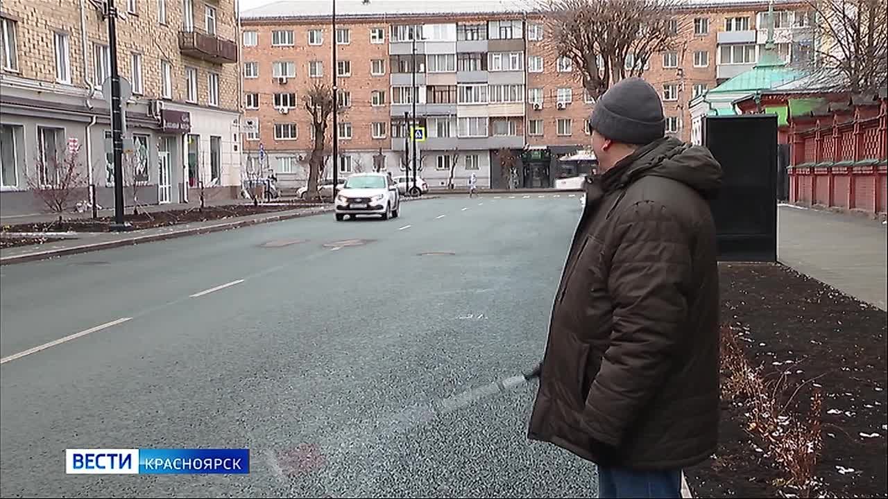 Красноярские автоинспекторы проверили, как водители пропускают незрячих пешеходов