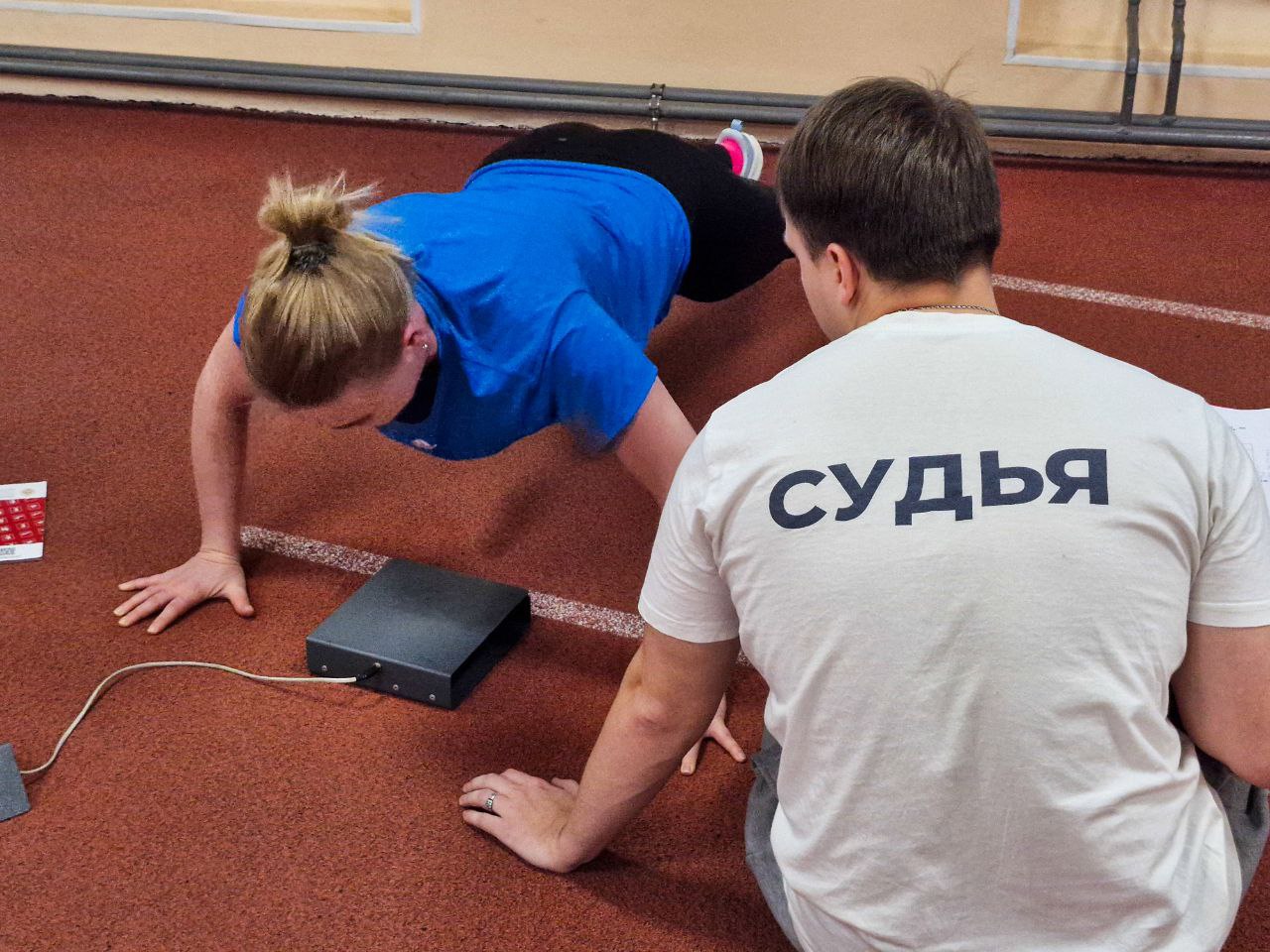 Готов к труду и обороне!. Сотрудники ГУ МВД России по Красноярскому краю всегда на страже здоровья! а сегодня полицейские присоединились к Всероссийскому физкультурно-спортивному комплексу, направленному на укрепление... Готов к труду и обороне!. Сотрудники ГУ МВД России по Красноярскому краю всегда на страже здоровья! а сегодня полицейские присоединились к Всероссийскому физкультурно-спортивному комплексу, направленному на укрепление...