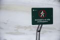 В Канске на льду реки Кан снова замети подростков