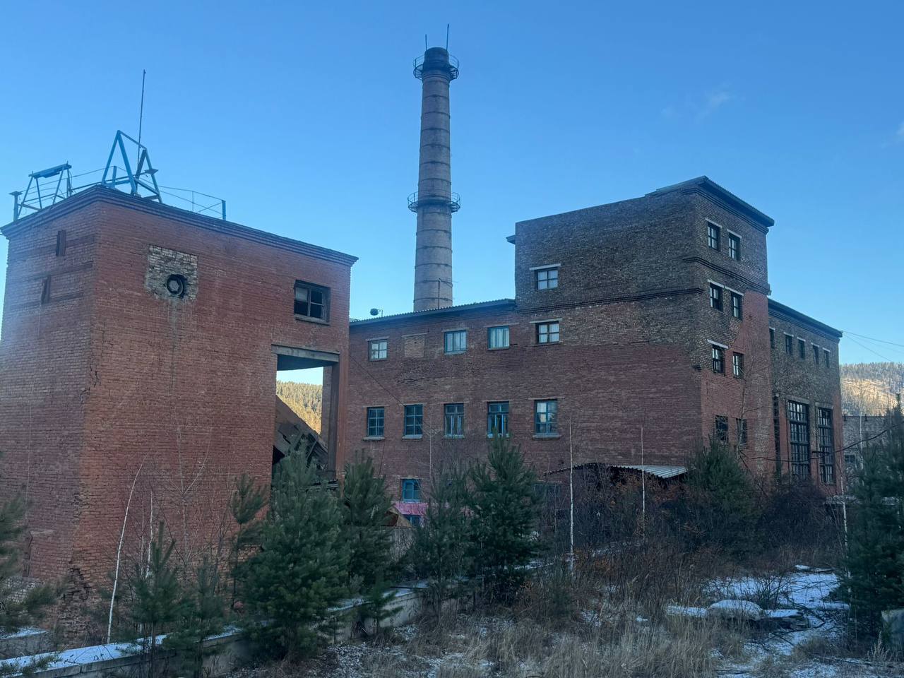 В Дивногорске суд по иску прокурора обязал работодателя оформить трудовые отношения с бывшим работником ООО «Стройбетон»