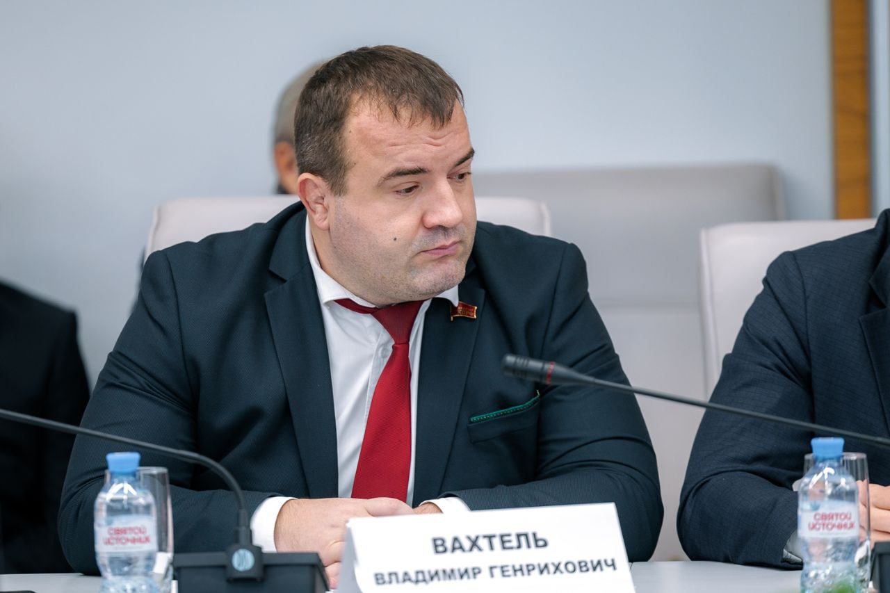 В Красноярском крае появится центр по подготовке кадров в туризме В Красноярском крае появится центр по подготовке кадров в туризме