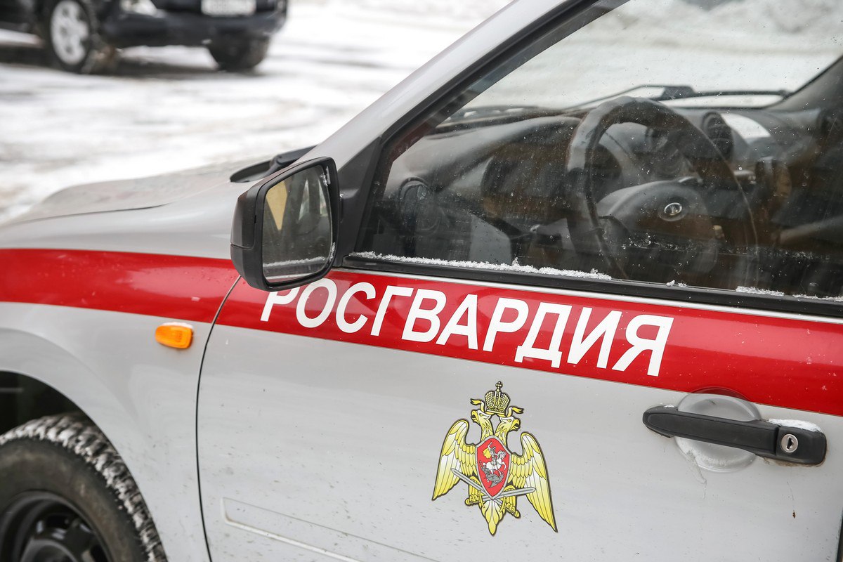 В Красноярске сотрудники вневедомственной охраны Росгвардии задержали местного жителя с криминальными наклонностями