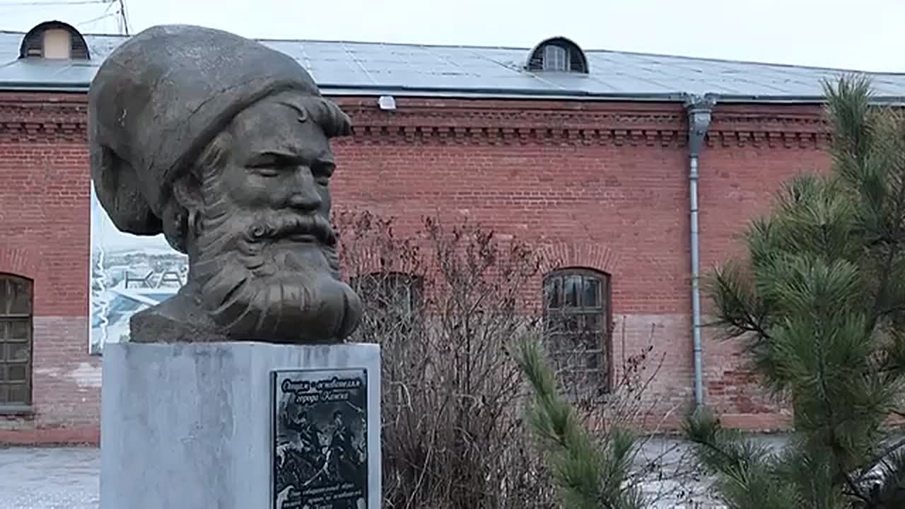 В КАНСКЕ ЗАДЕРЖАЛИ СТУДЕНТКУ-ДРОППЕРА