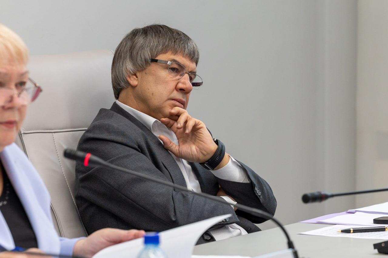 Акцент на север: медицина, школы и традиции — в приоритете Акцент на север: медицина, школы и традиции — в приоритете