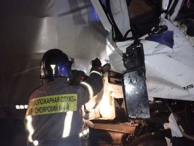 На трассе «Сибирь» под Красноярском произошло ДТП с двумя фурами