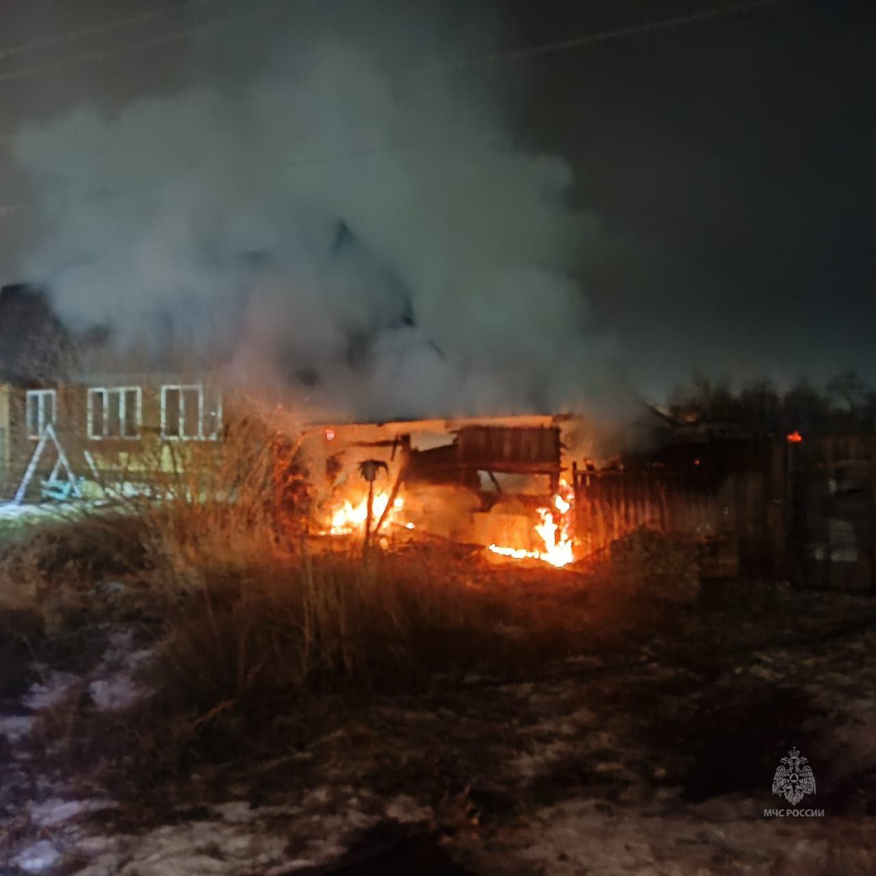 Из-за неосторожности при курении погибла женщина Из-за неосторожности при курении погибла женщина