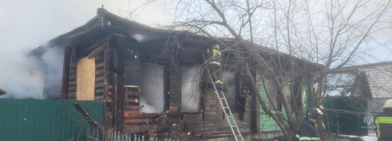 Два человека погибли от пожаров, произошедших этой ночью в Красноярском крае Два человека погибли от пожаров, произошедших этой ночью в Красноярском крае