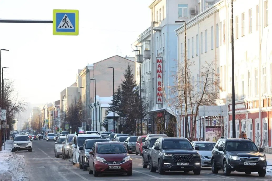 Красноярским водителям напомнили о сроках замены водительских удостоверений