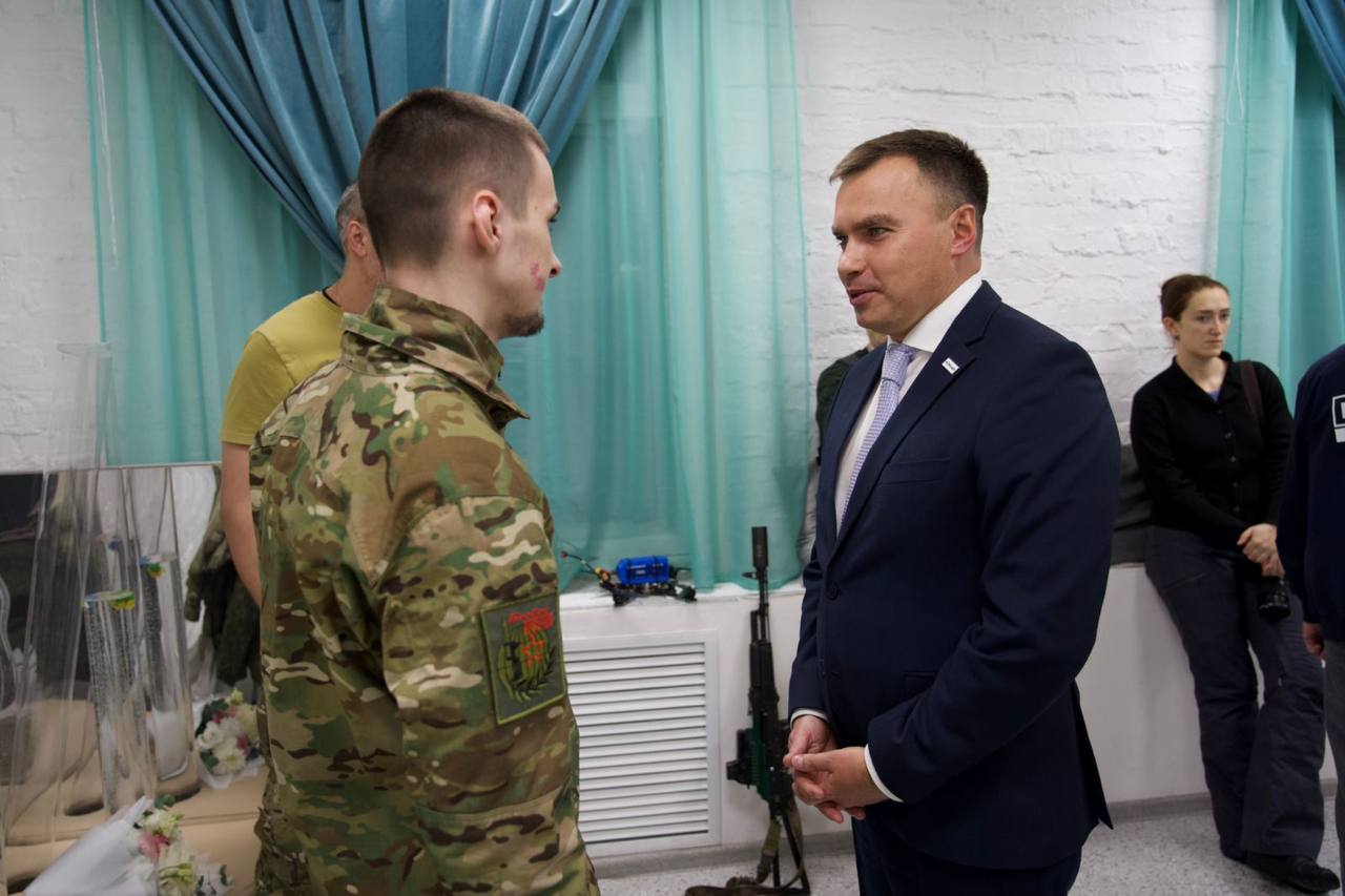 Дмитрий Карасёв: Дорогие норильчане!. Вчера мы открыли Центр социальной и психологической реабилитации «Феникс» — место силы, надежды и поддержки для всех, кто в этом нуждается Дмитрий Карасёв: Дорогие норильчане!. Вчера мы открыли Центр социальной и психологической реабилитации «Феникс» — место силы, надежды и поддержки для всех, кто в этом нуждается