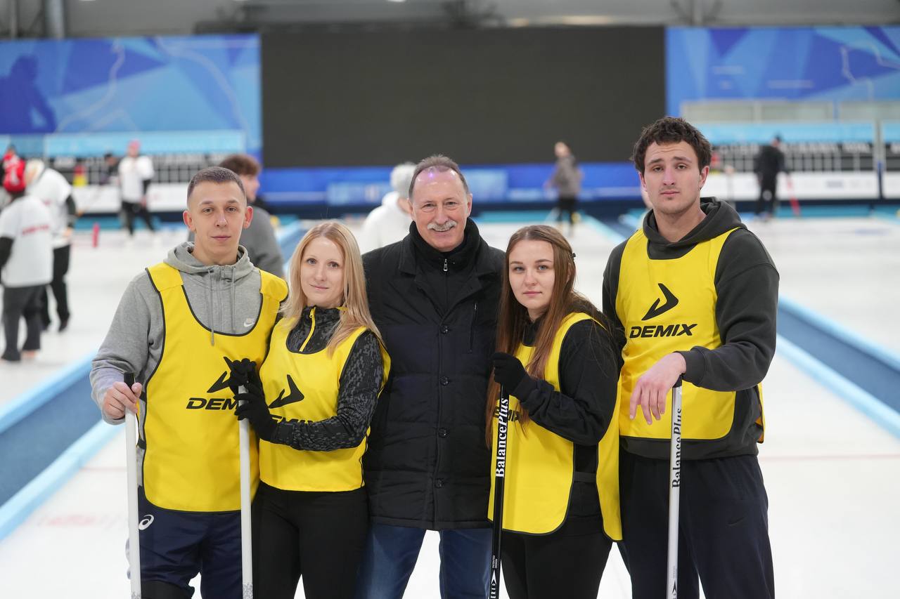 В спорткомплексе «Кёрлинг-Арена» прошёл традиционный турнир по кёрлингу среди работников прокуратуры Красноярского края В спорткомплексе «Кёрлинг-Арена» прошёл традиционный турнир по кёрлингу среди работников прокуратуры Красноярского края
